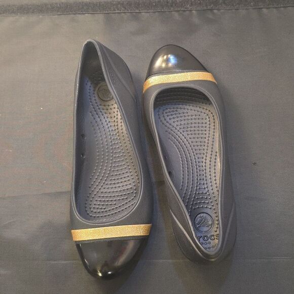 CROCS WOMENS BRYNN BALLET with TOE CAP AND SPARKLE TRIM FLATS - Picture 14 of 16